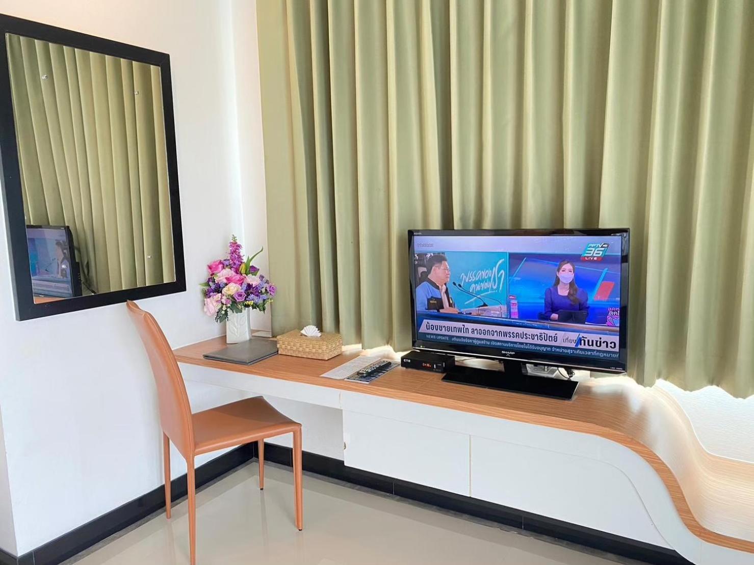 Siva Royal Hotel Phatthalung Buitenkant foto