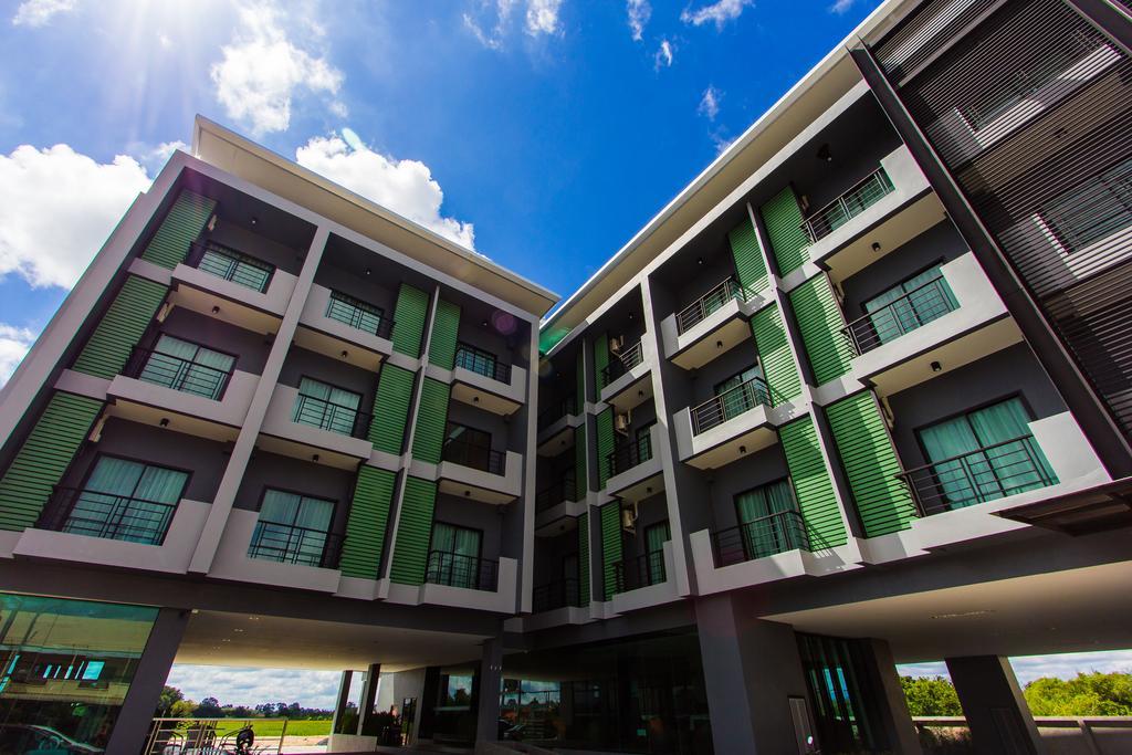 Siva Royal Hotel Phatthalung Buitenkant foto
