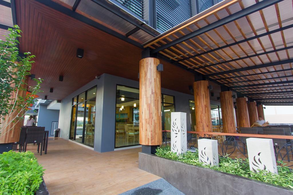 Siva Royal Hotel Phatthalung Buitenkant foto